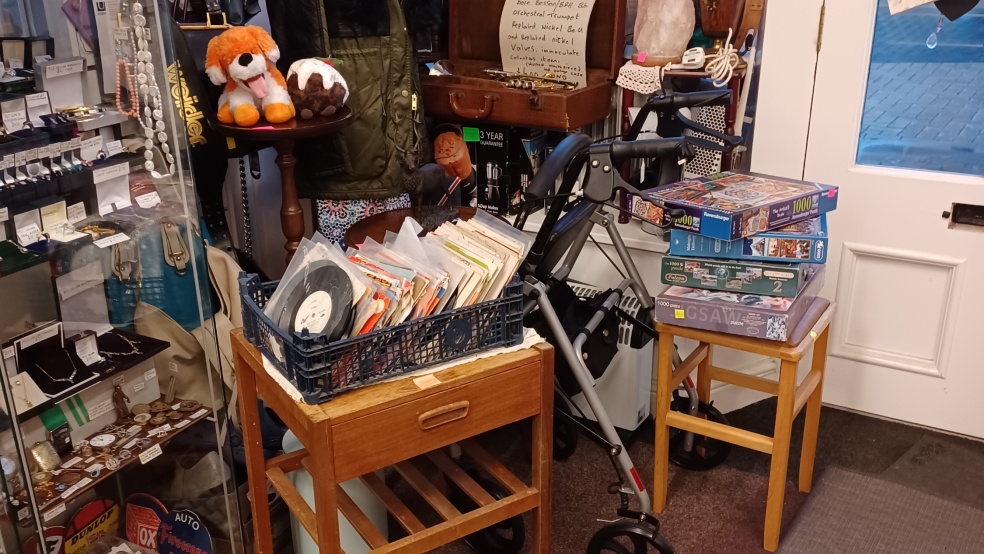 Unique Antique & SecondHand Store in Bridlington Businesses For Sale