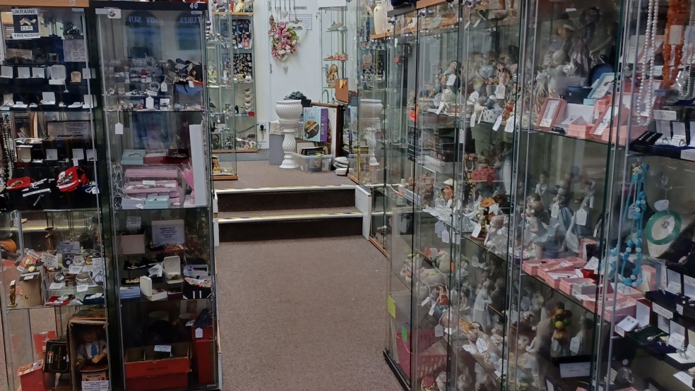 Unique Antique & SecondHand Store in Bridlington Businesses For Sale