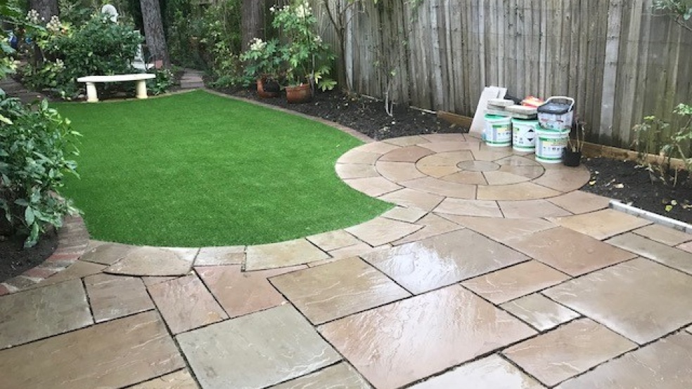 Profitable Gardening & Landscaping Business for Sale in Kent in Bromley