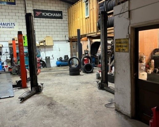 LONG ESTABLISHED, HIGHLY SUCCESFUL, VEHICLE REPAIR & SERVICE CENTRE BETWEEN SOUTHAMPTON & BOURNEMOUTH