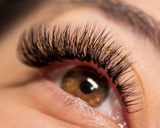 Multi-Award-Winning Eyelash Salon In Central London